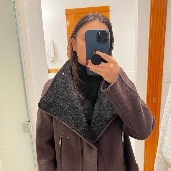 Elie Tahari Wool Coat - Picture 9 of 10